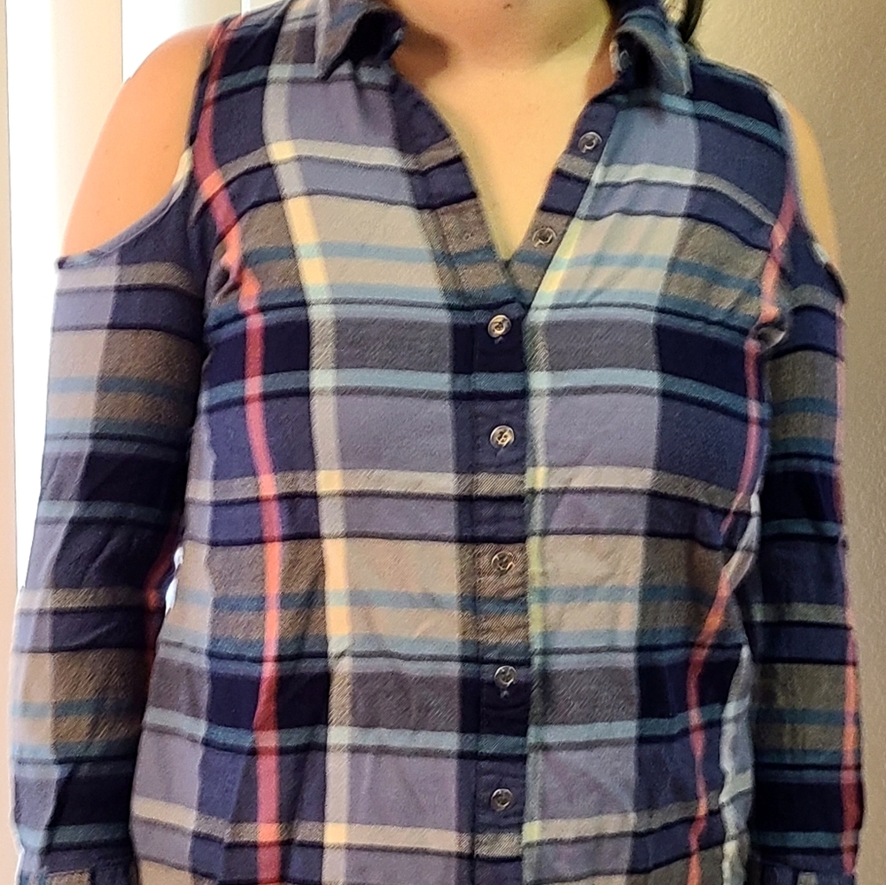 Cold shoulder maternity top